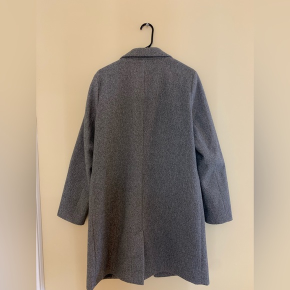 Quality Gray Trench Coat - Picture 2 of 2